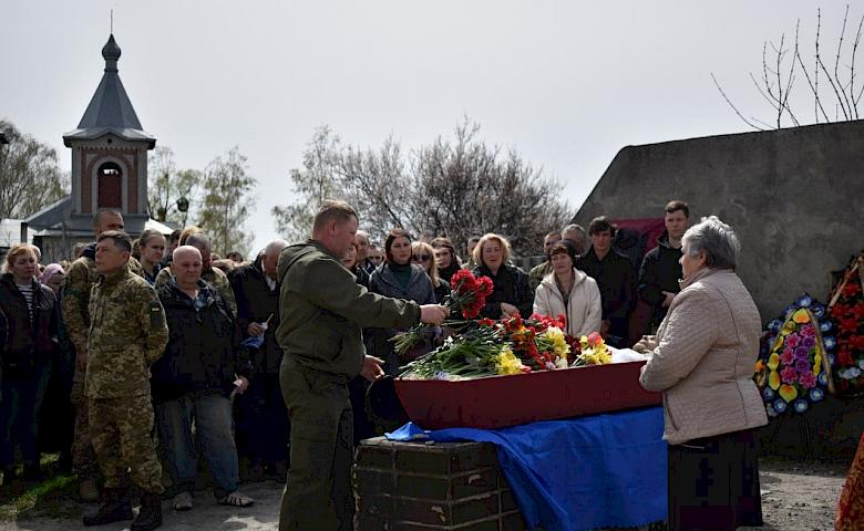 Трипілля: земляки провели в останню путь загиблого бійця