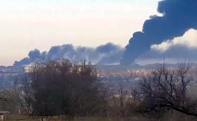 Обухівський район: зруйновану обстрілами нафтобазу у Василькові відновлять