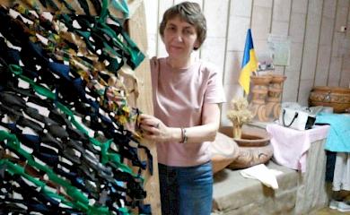 В Обухові з'явилося ще одне місце для плетіння сіток на фронт