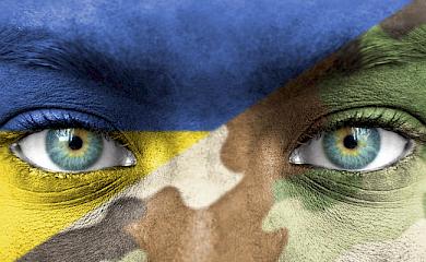 Половина українців регулярно або час від часу донейтять