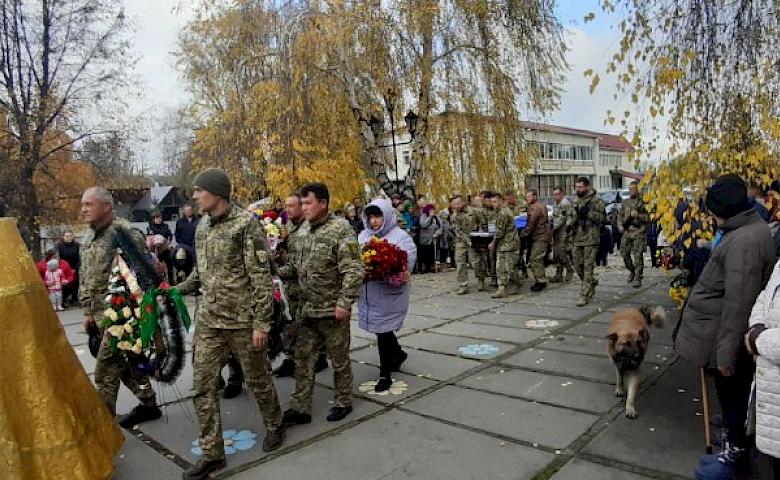 Обухівська громада попрощалася із загиблим бійцем у Красній Слобідці
