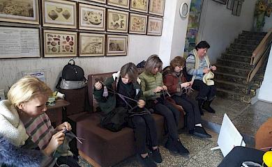 Працівники Трипільського музею за відсутності світла волонтерять
