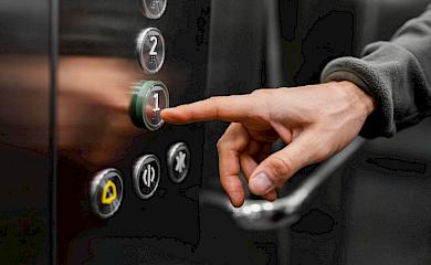 В Українці відновлять роботу ліфтів