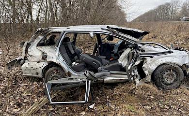 В ДТП на Кагарличчині потерпілого затисло в авто