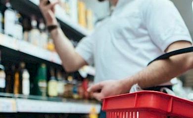 На території Української громади оновили часові межі торгівлі алкоголем