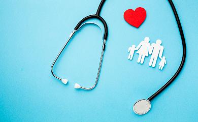 Должен ли семейный врач давать пациенту личный номер телефона