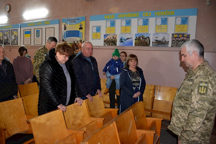 Два ордени вручили родинам загиблих бійців з Миронівки