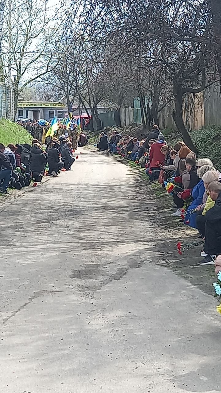 Українська громада провела в останню путь загиблого у Бахмуті бійця