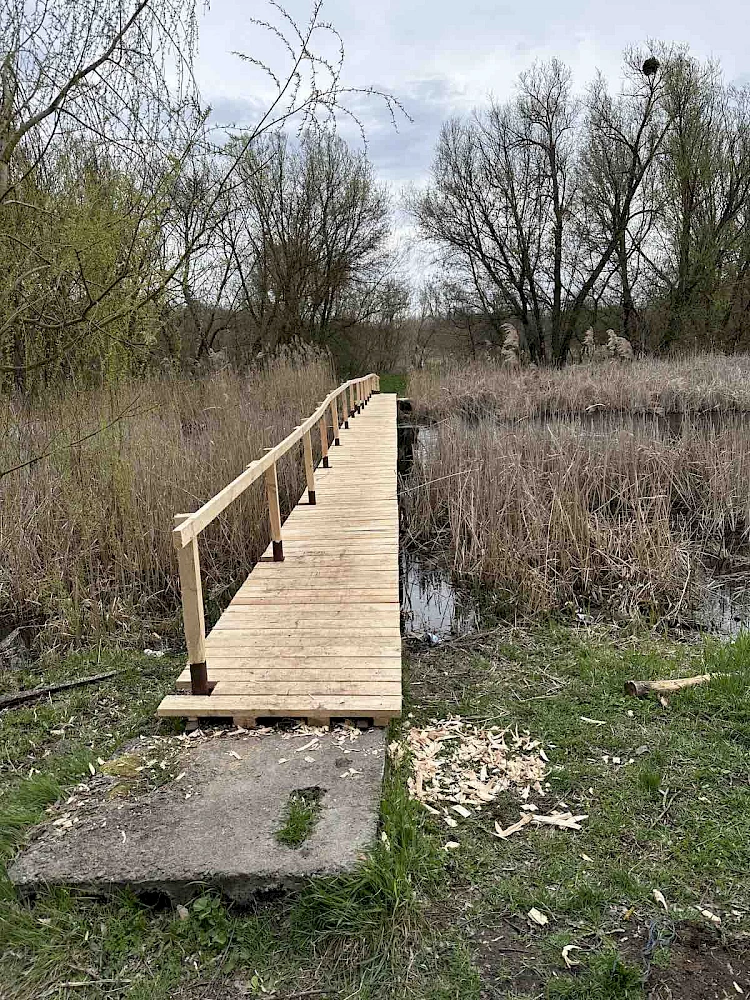 Люди радіють і дякують: в селі біля Кагарлика відремонтували кладку