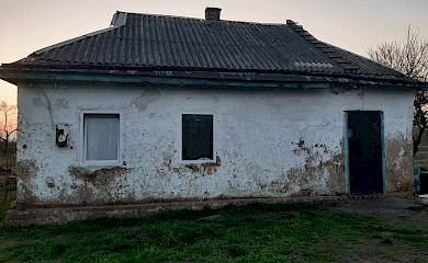 На Обуховщине школьница задушила себя куском ткани: довести до самоубийства мог отчим