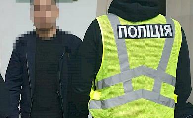 Искал секс-рабынь: в столице задержали иностранца, который продавал украинок