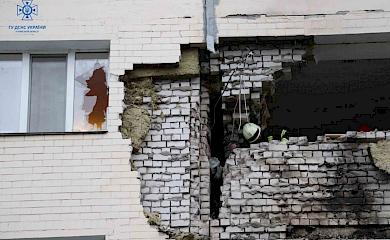 В Українці ліквідовують наслідки рашистських обстрілів: пожежу загасили -  обстежують будинки