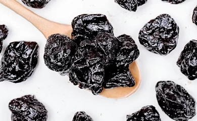 Чернослив вяленый в тени - полезный и вкусный продукт для здорового питания