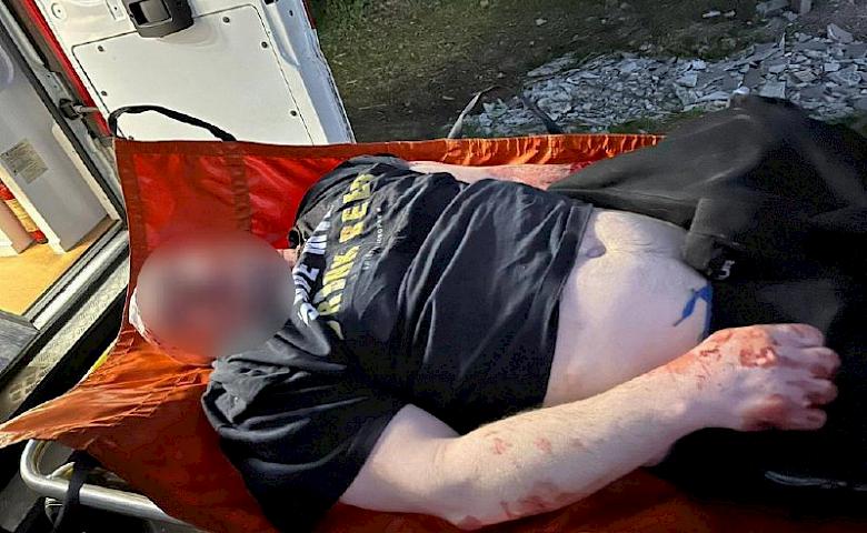 Ревність і алкоголь:  в Обухові чоловік зарізав доньку, катував сина і в кінці порізав себе