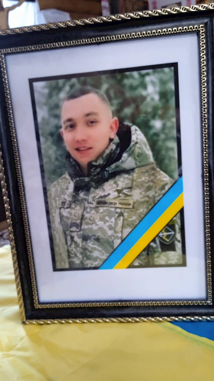 У Богуславі попрощалися з 24-річним бійцем