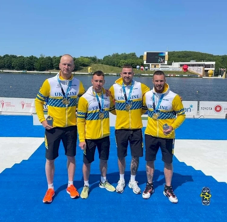 "Четвірка" обухівця Семикіна взяла 1 місце на олімпійській дистанції 500 метрів