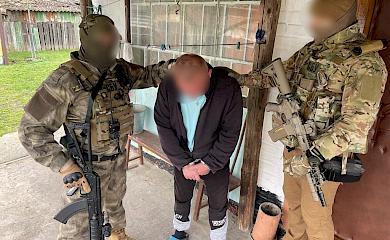 На Киевщине мужчина притворялся врачом и требовал деньги у родственника военнослужащего