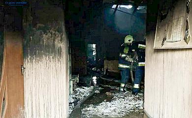 На Фастівщині горіла будівля благодійного фонду
