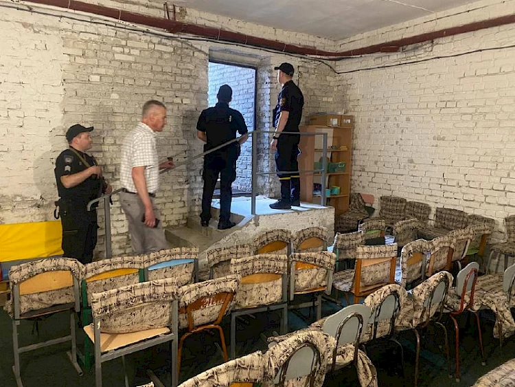 Поліція охорони Київщини перевірила укриття Обухівщини: результати не оприлюднила