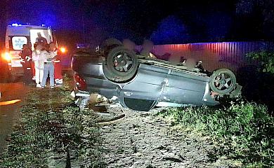 В Яготине перевернулся автомобиль: пострадали три человека