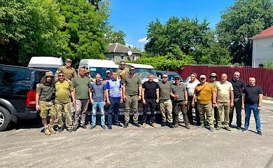 Бійці обухівської самооборони відправились на Херсонщину: везуть гуманітарну допомогу