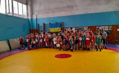 Обухівські борці гідно виступили на змаганнях у рідному місті: 10 тільки "золотих" медалей