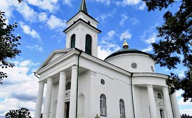 Свято-Троїцька церква у Богуславі: чому її варто побачити?