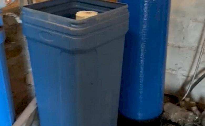 В Бориспольском районе ликвидировали подпольный цех по изготовлению алкоголя: изъято более 4 тысяч литров продукции