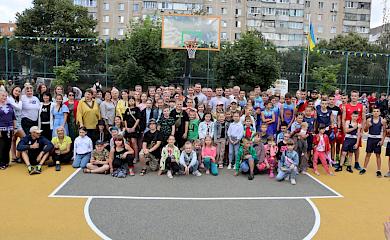 У Василькові відкрили багатофункціональний майданчик з різними спортлокаціями