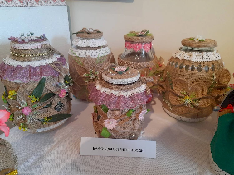 В Германовке открылась выставка работ работницы местного музея