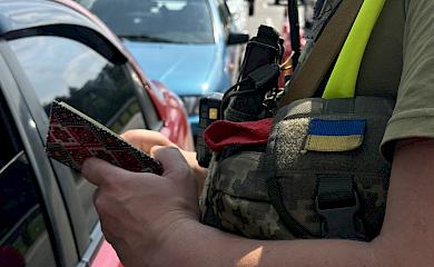 Вероятные коллаборационисты, люди с поддельными документами и наркотикам: кого задерживали пограничники в июне