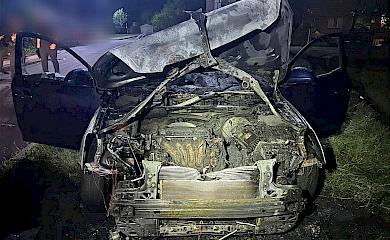 В Борисполе двое мужчин сожгли автомобиль ради мести