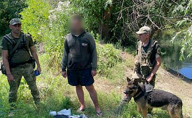 Житель Киевщины собирался переплыть через границу на автомобильной камере