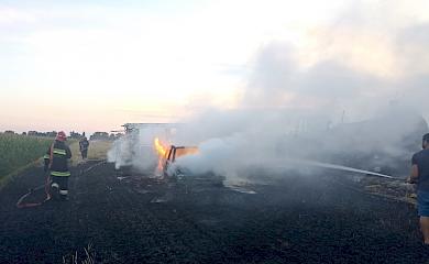 В Кагарлыке горели автомобиль и стерня: что вспыхнуло первым неизвестно