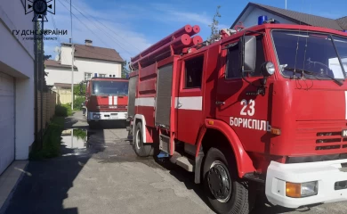 Баня и хозяйственная постройка: два пожара произошли на Бориспольщине