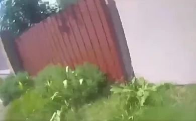 На Обухівщині чоловік напився і напав на поліцейських: сварився і бризкав з газбалончика