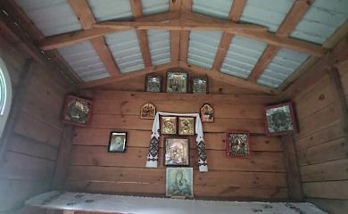 У темному, темному лісі біля Григорівки стояла темна, темна капличка...