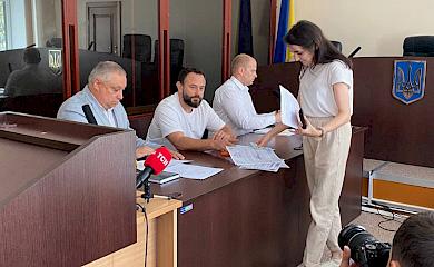 На скандального обуховского депутата надели электронный браслет