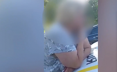 В Обухові п'яна водійка заїхала на дитячий майданчик: є версія, що не вперше
