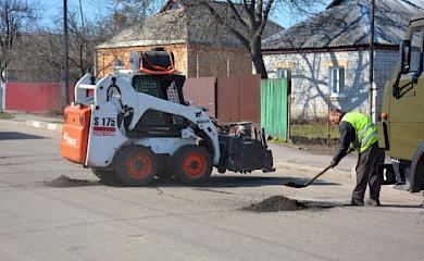Война далеко: 18 млн гривен на ремонт тротуара решили потратить в Мироновке