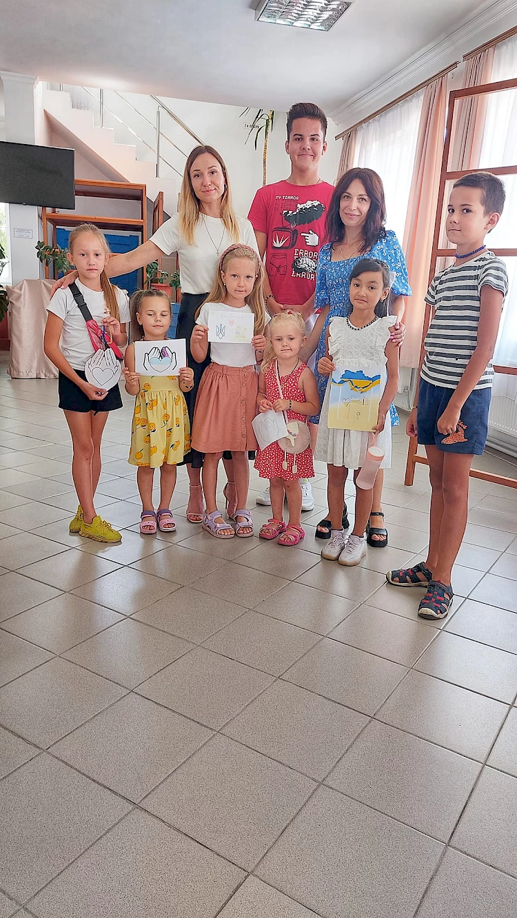 В Миронівському музеї відбувся майстер-клас з плетіння патріотичних прикрас