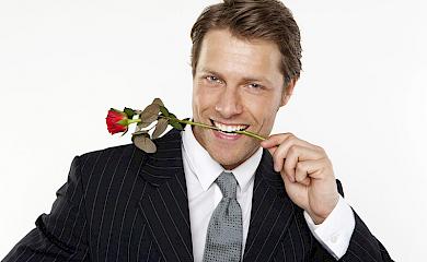 Пикапер из Обуховщины выманил 200 тысяч грв. у женщины через сайт знакомств