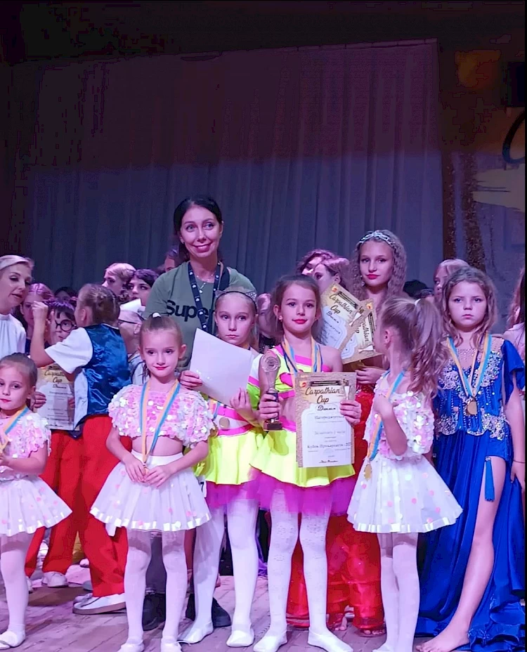 Дівчата з Українки вибороли перші місця та участь у фестивалі в Польщі