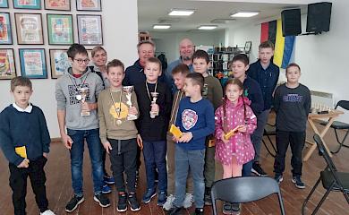 Юні шахісти Феодосіївської громади змагалися в пам'ять про загиблих захисників України