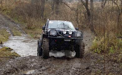 Джиперы уничтожают редкую растительность и фауну в Васильковских Карпатах