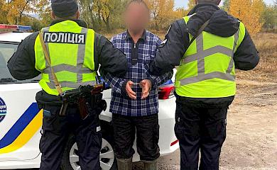 В Переяславе пьяный мужчина открыл стрельбу и угрожал людям гранатой (фото)