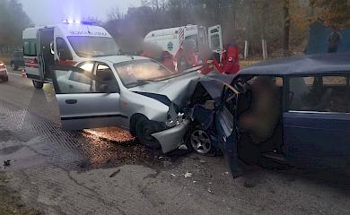 ДТП на Обухівщині: двоє водіїв у лікарні