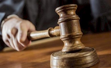 В Броварах оштрафовали женщину, которая обнажилась и пыталась сесть на лицо незнакомке