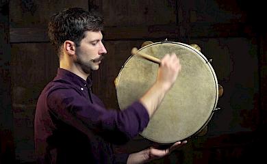 На Обуховщине действует уникальная мастерская музыкальных инструментов: где и чем занимается