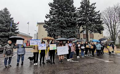 В Обухове митинговали за выделение средств на ВСУ (видео)